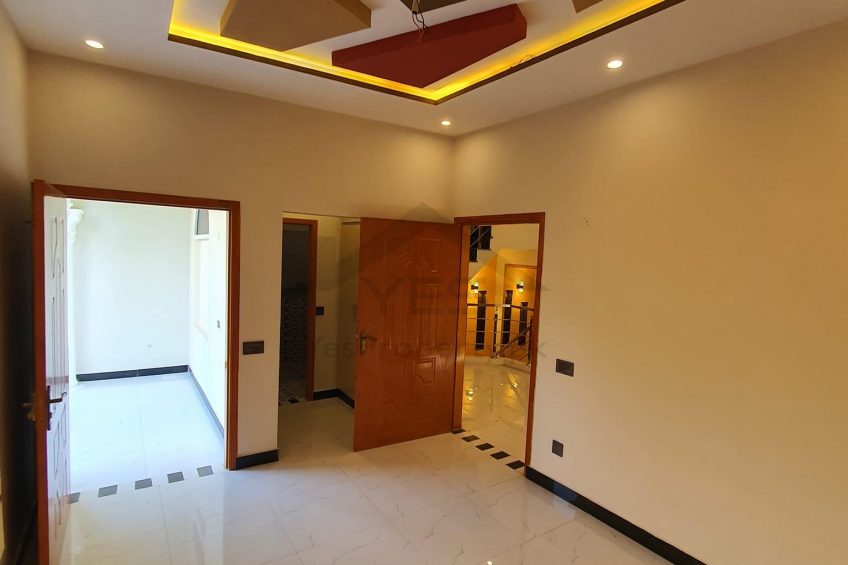 5 Marla modern design house available for sale in park view city Lahore near thokar niaz baig