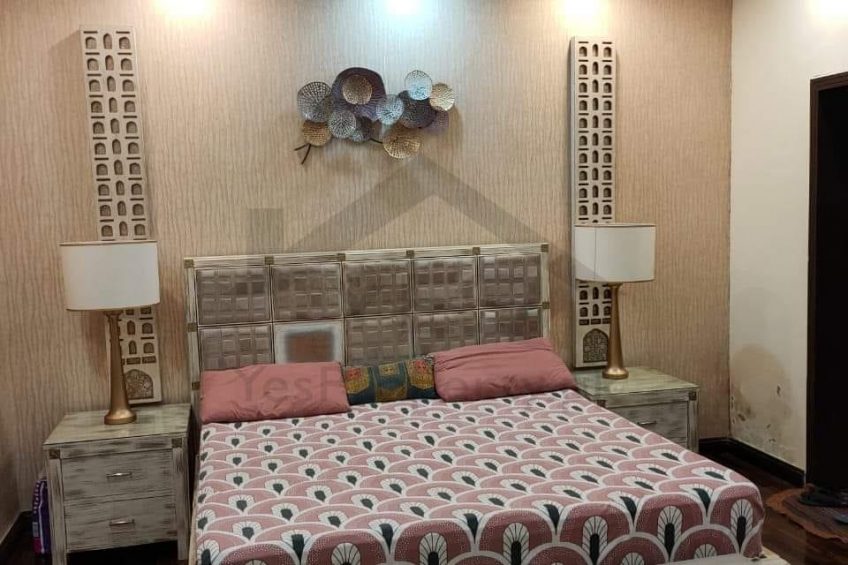 Beautiful 10 Marla House for sale in pragon city barki road lahore