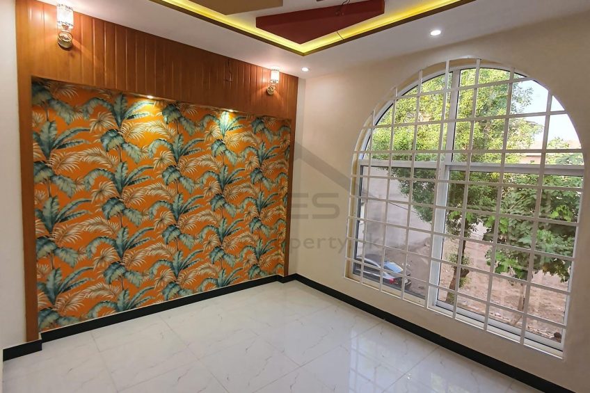 5 Marla modern design house available for sale in park view city Lahore near thokar niaz baig