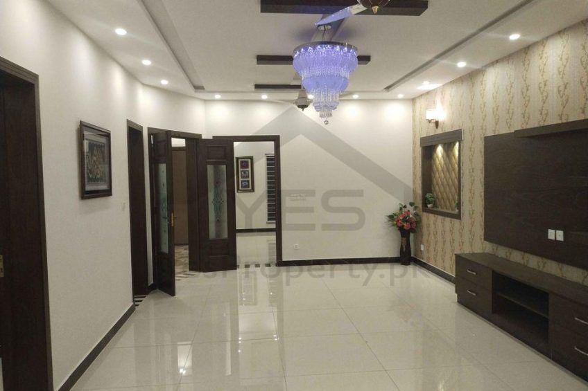 10 Marla Brand New House Available for sale in overseas A Bahira Town Lahore