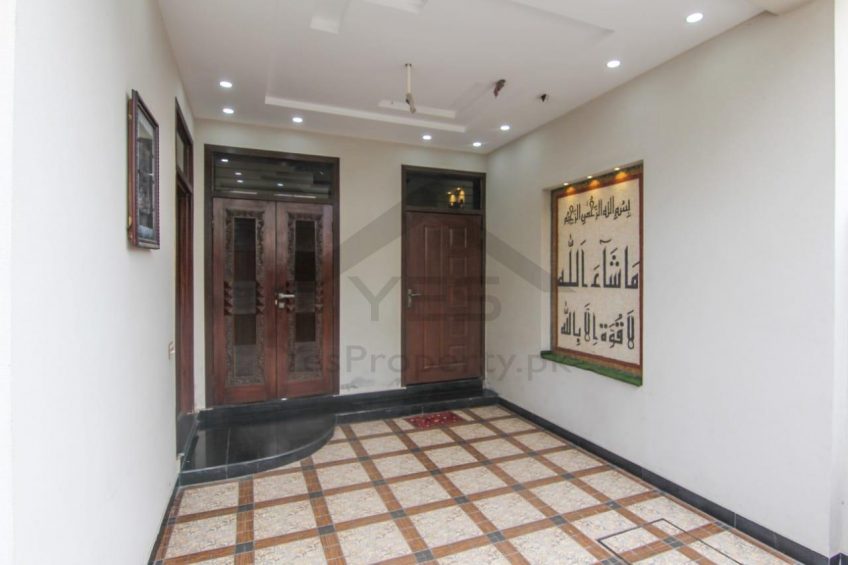 5 Marla Slightly used beautiful house for sale in DHA Lahore