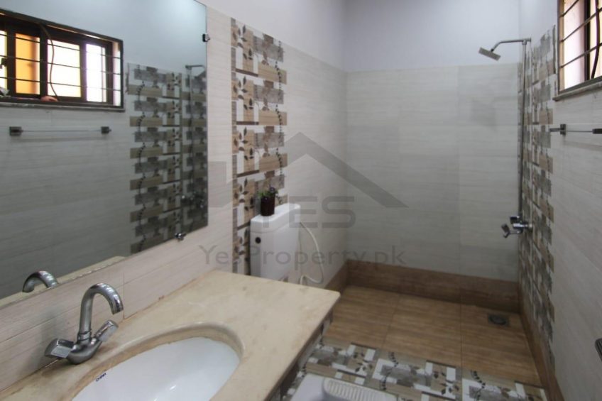 5 Marla Slightly used beautiful house for sale in DHA Lahore