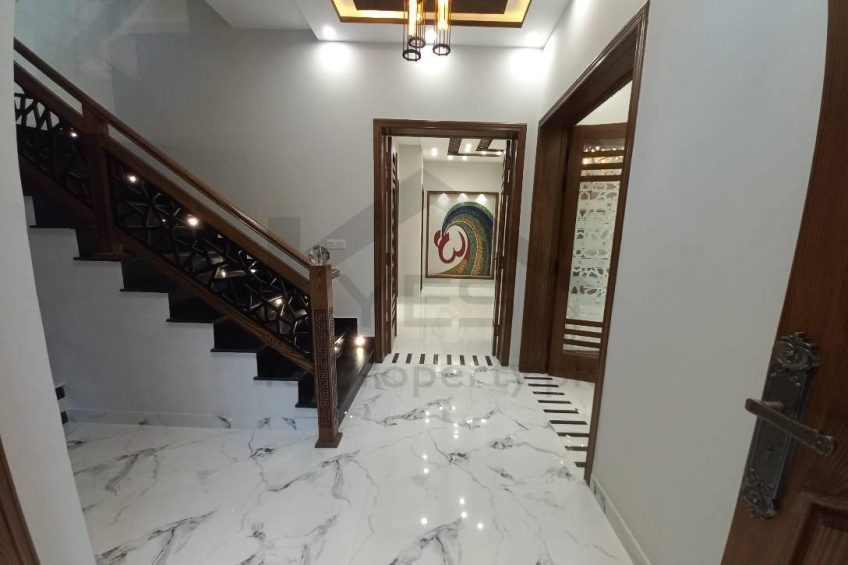 10 Marla Brand New Luxury House for Sale at Super Hot Location of Bahria Town Lahore.