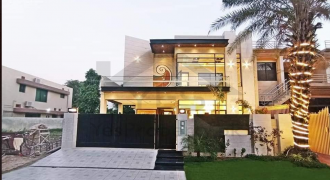 10 Marla brand new Luxury House For Sale DHA Lahore Phase 3