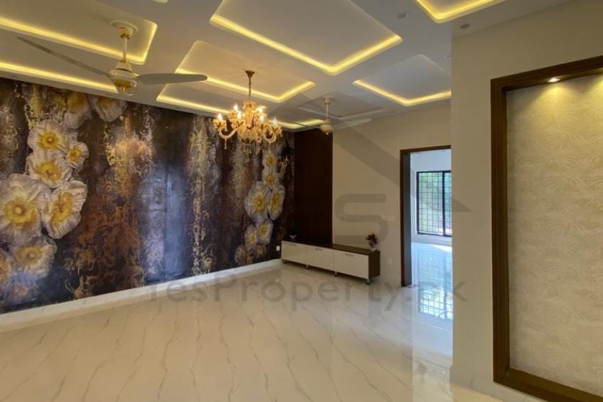 10 Marla Brand New Luxury House for Sale at Super Hot Location of Bahria Town Lahore.