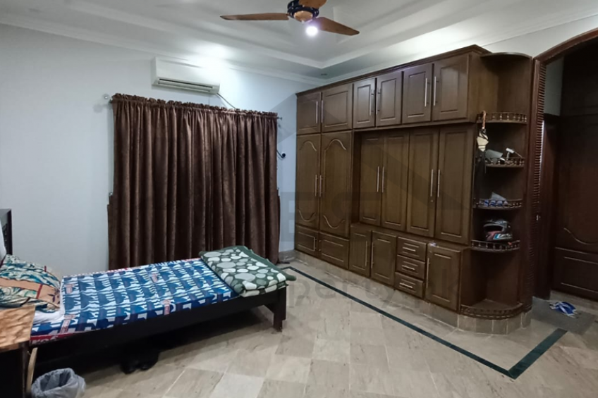 8 Marla Double Story House For Sale in Mag Town Kashmir Road Sialkot