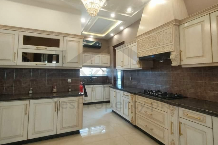 1 kanal Spanish Design Beautiful House for Sale in DHA Lahore