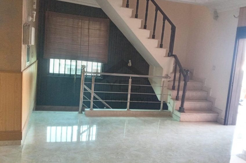 12 Marla Upper Portion Available For Rent in Lahore