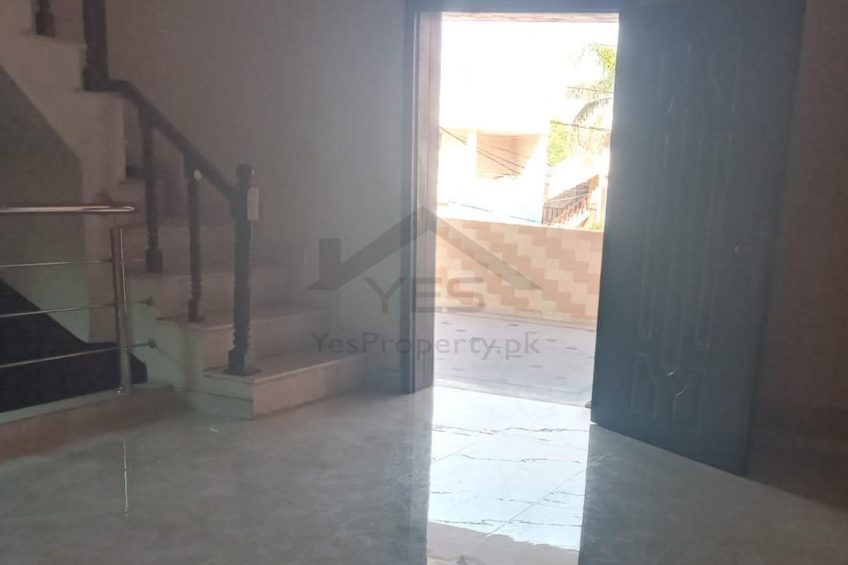 12 Marla Upper Portion Available For Rent in Lahore