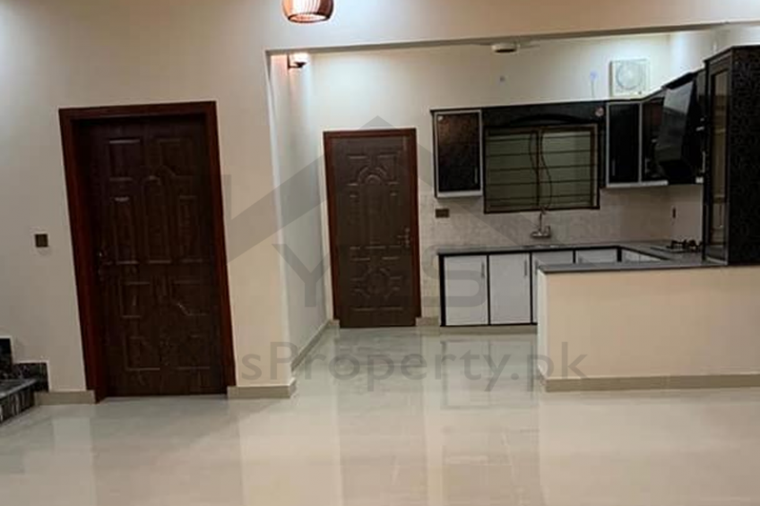 6 Marla Brand New House For Sale in Diamond City Sialkot Cantt