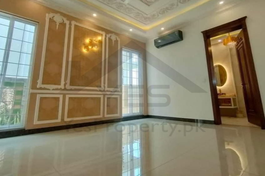 1 kanal Spanish Design Beautiful House for Sale in DHA Lahore