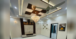 Full Luxury 10 Marla House for Sale in Bahria Town Lahore