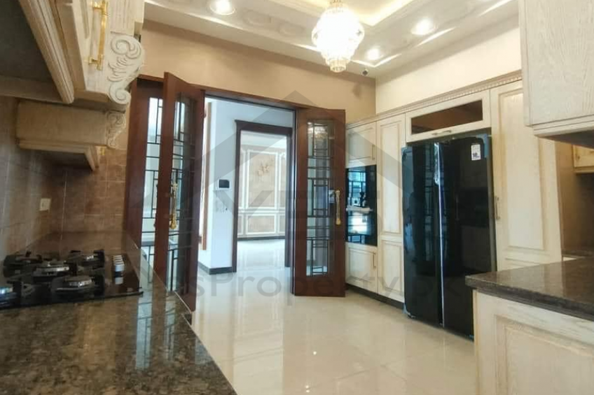 1 kanal Spanish Design Beautiful House for Sale in DHA Lahore