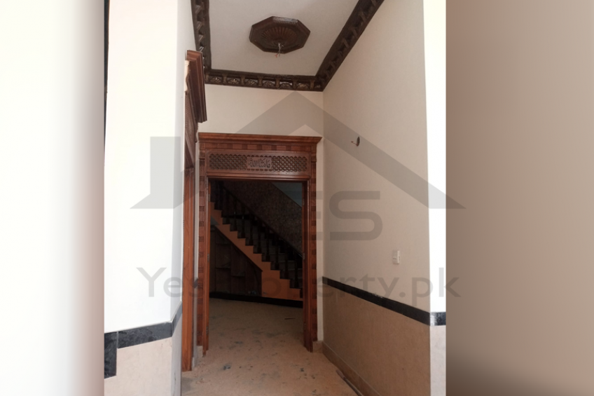 5.75 Corner Marla House For Sale in Model Town Amir Street