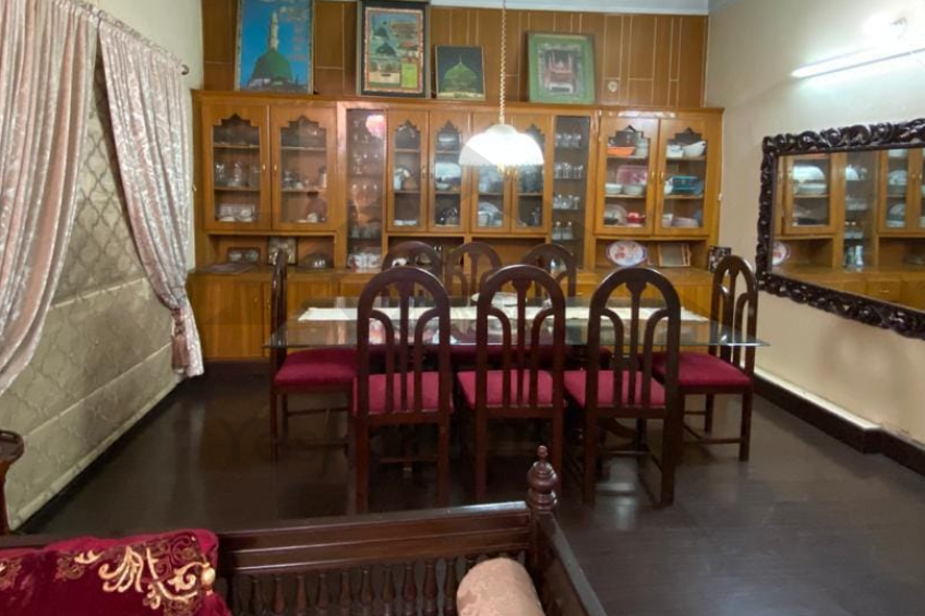 15 Marla old house for sale corner House in samnabad lahore