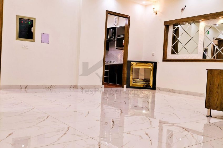 10 Marla Brand New house for sale in Allama Iqbal Town