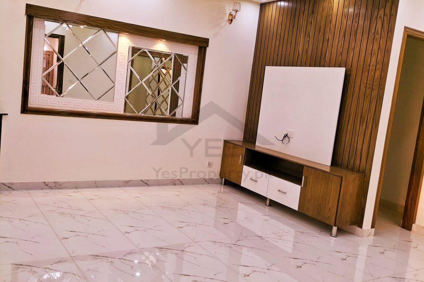 10 Marla Brand New house for sale in Allama Iqbal Town