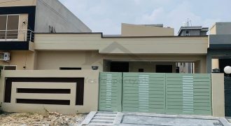 10 marla brand new house for sale Block G fully developed block