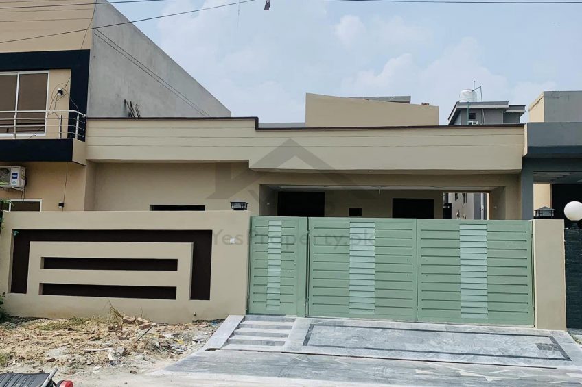 10 marla brand new house for sale Block G fully developed block