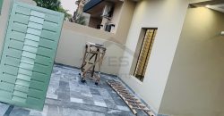 10 marla brand new house for sale Block G fully developed block