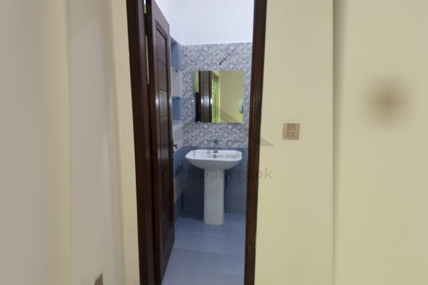 10 Marla upper portion Available for Rent in A Block Central park Housing society