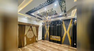 Full Luxury 10 Marla House for Sale in Bahria Town Lahore