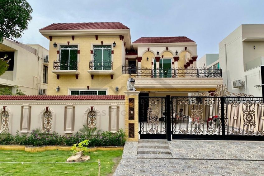 1 Kanal Luxury House for Sale in DHA Phase 4, Block CC, Lahore