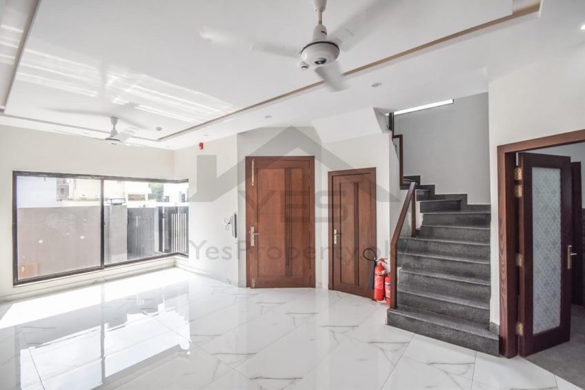 5 Marla Brand New beautiful house for sale in DHA Lahore