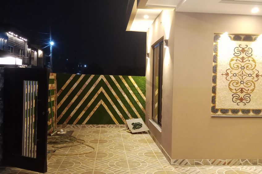 10 MARLA BRAND NEW HOUSE FOR SALE HOT LOCATION OF BANKER HOUSING SOCIETY Near to dha phase 4