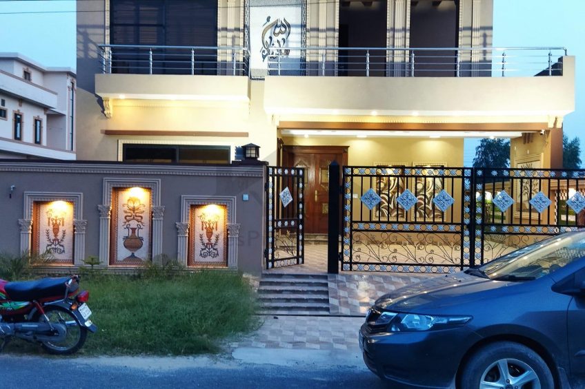 10 marla brand new house for sale in Central Park Housing Scheme main ferozpur road lahore