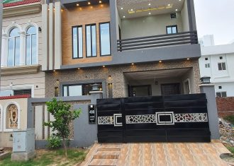 5 marla Brand new House For Sale in Bankers avenue main bedian Road Lahore