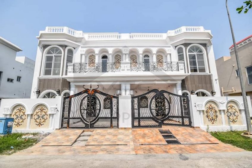 5 Marla Brand New Pair Of Ultra Victoria Elegant House available in DHA Lahore