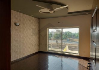 10 Marla Brand New house For sale In Central block Bahira orchard Lahore