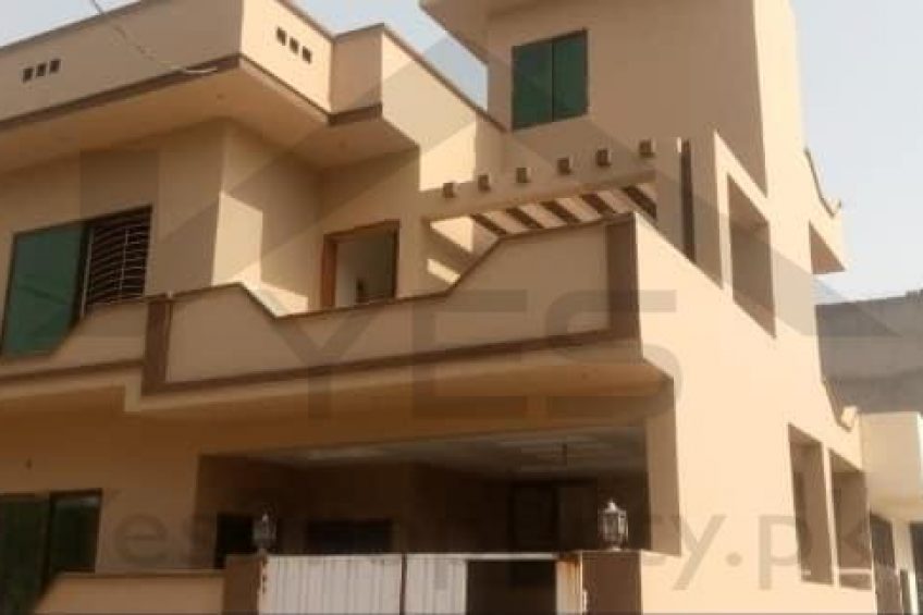 5 Marla double story corner house Available for urgent sale in Lahore