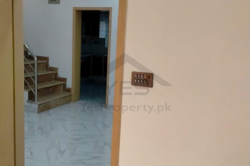 5 Marla Brand new house available for sale in B Block Grand avenue housing scheme ferozpur road lahore