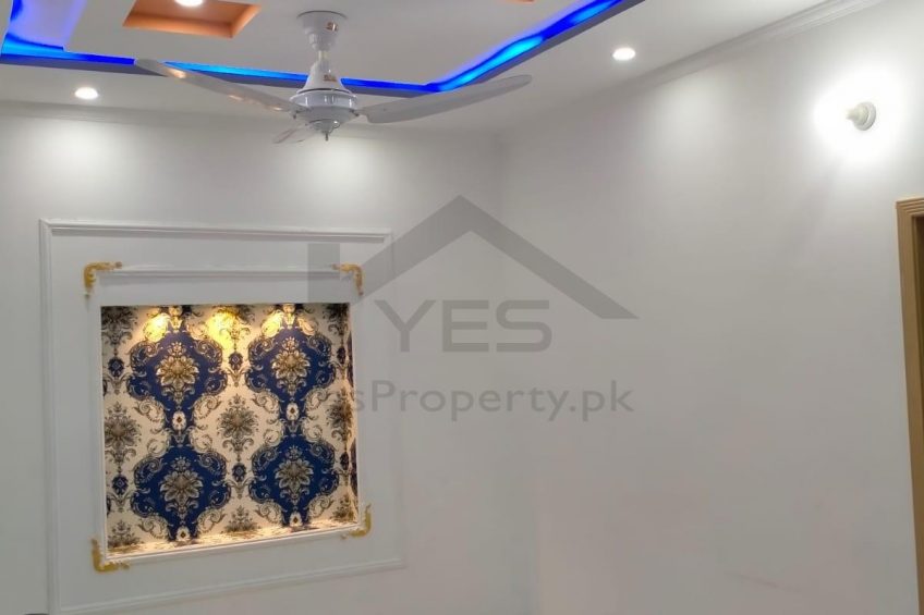 5 Marla Brand new house available for sale in B Block Grand avenue housing scheme ferozpur road lahore