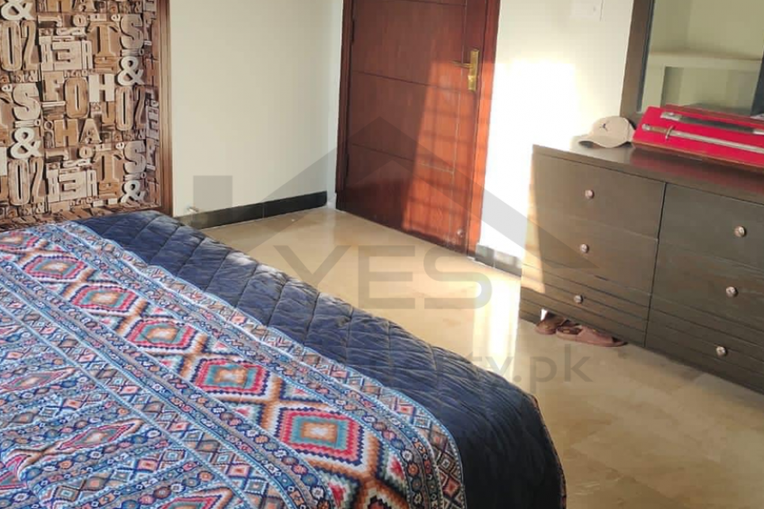 10 Marla luxury furnished house with basement full furnished for Sale in Bahria town phase 8