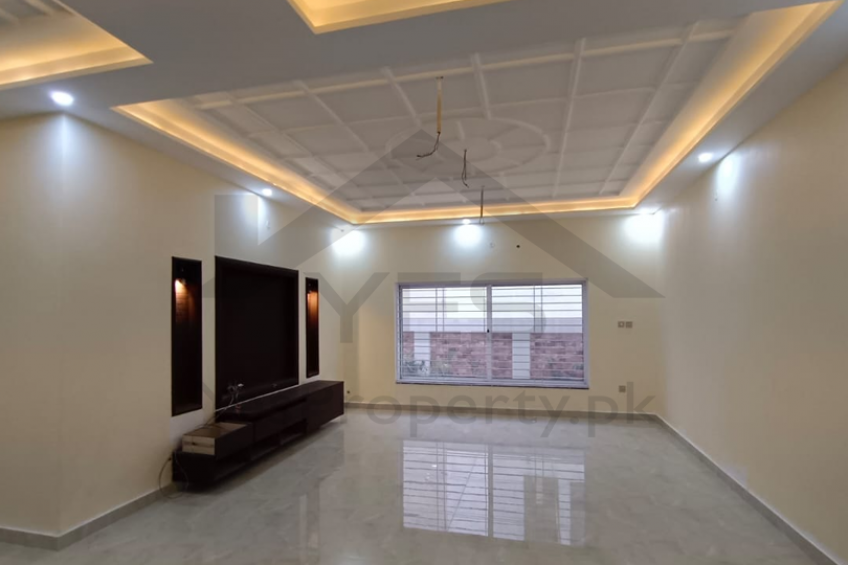 1 Kanal Brand New House For Sale in Kashmir Road Colony Nearby Nasheman