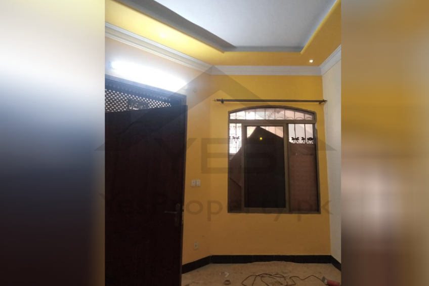 5.75 Corner Marla House For Sale in Model Town Amir Street