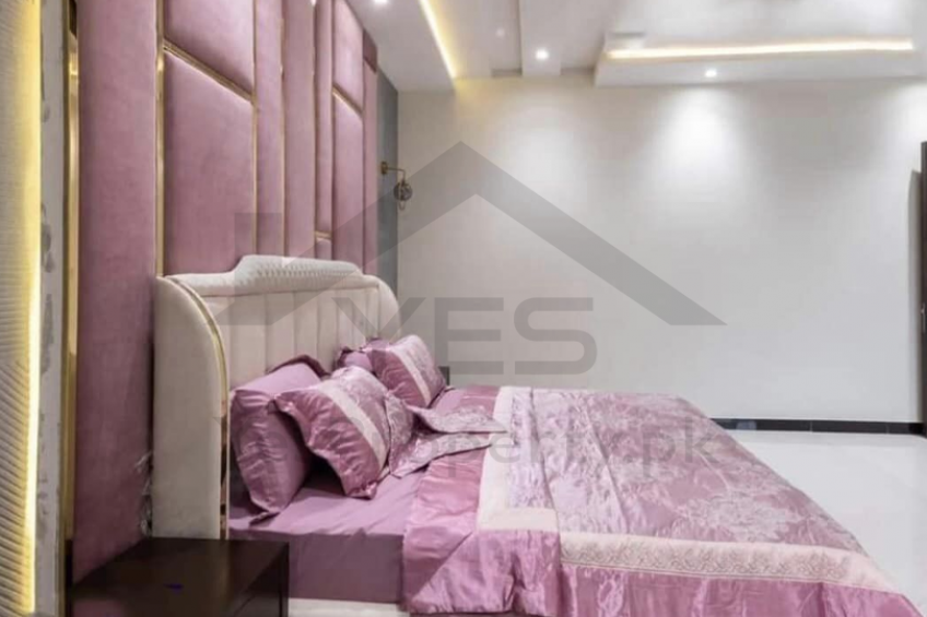 1-Kanal, Beautiful ultra Modern Design Full Furnished House for sale in DHA, Lahore.