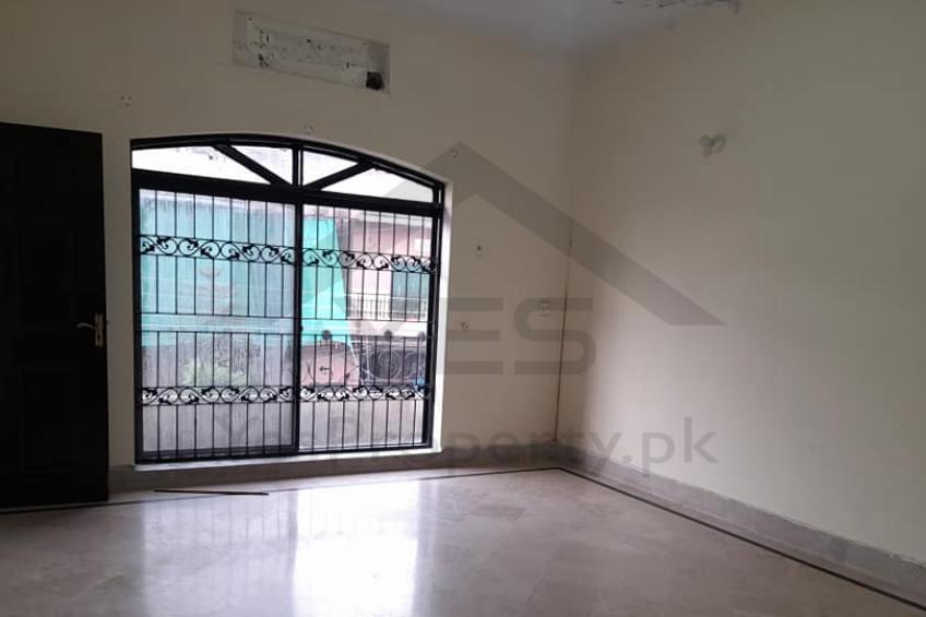 10 Marla beautiful House for Rent in Marghzar Officer Housing Society main Multan Road Lahore