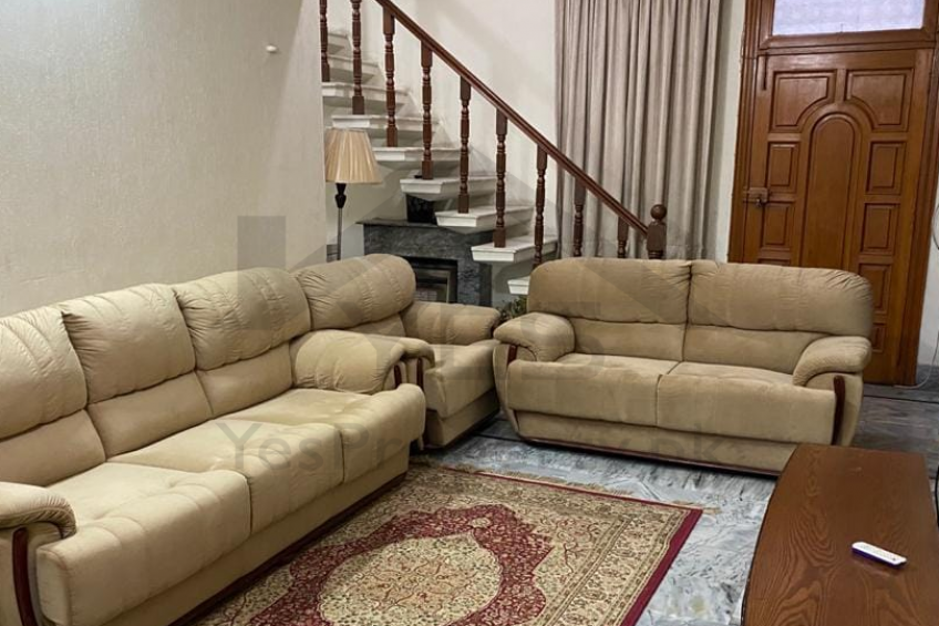 15 Marla old house for sale corner House in samnabad lahore