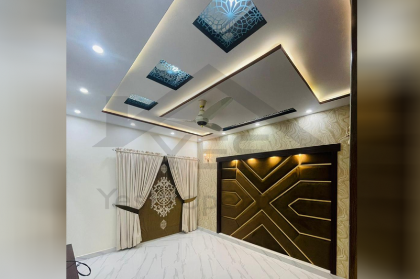 Full Luxury 10 Marla House for Sale in Bahria Town Lahore