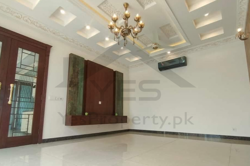 1 kanal Spanish Design Beautiful House for Sale in DHA Lahore