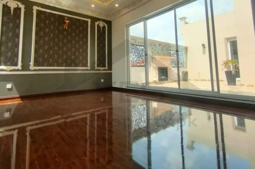 1 kanal Spanish Design Beautiful House for Sale in DHA Lahore