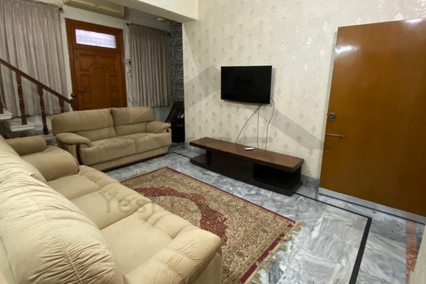 15 Marla old house for sale corner House in samnabad lahore