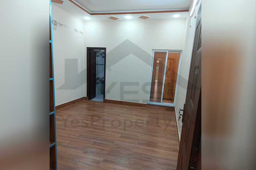 5 Marla lavish Beautiful House For sale Loctaed at medical housings society canal road Lahore Pakistan Near to dental college Lahore