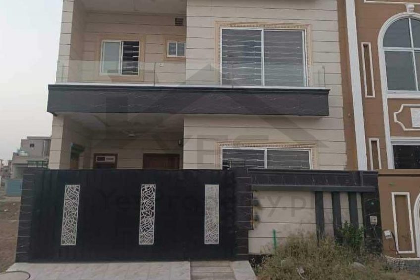 5 Marla brand new house for rent Park view city Lahore