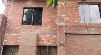 Urgent for Sale House in New Garden Town Lahore