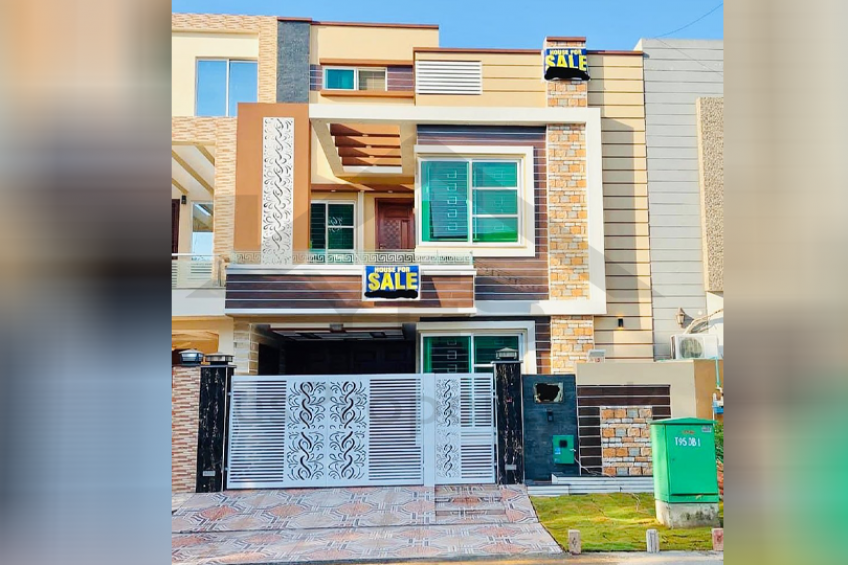 6 Marla Brand New House For Sale in Diamond City Sialkot Cantt